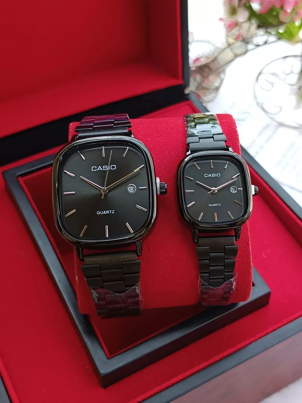 Premium Couple Watch Set – Luxury Quartz Watches for King & Queen